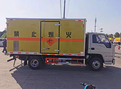 溆浦爆破器材运输车