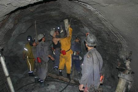 溆浦工程爆破中的危险因素分析以及应对工程爆破危险的措施
